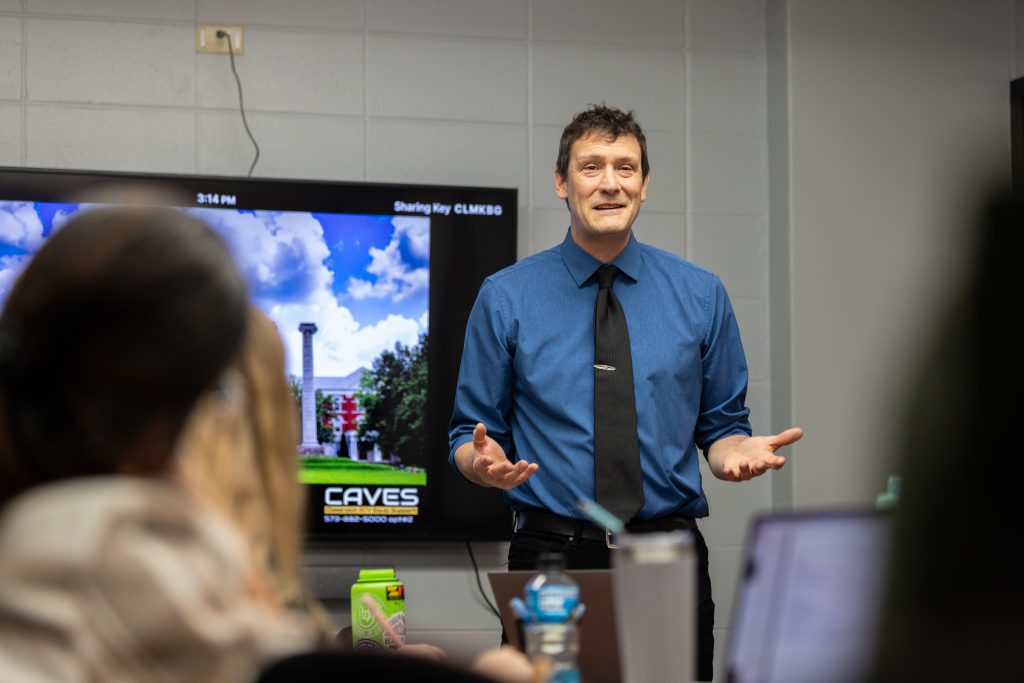 Aaron Thompson teaching a class